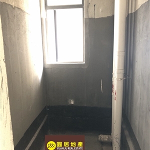 YJ001134天际朝南毛坯三房